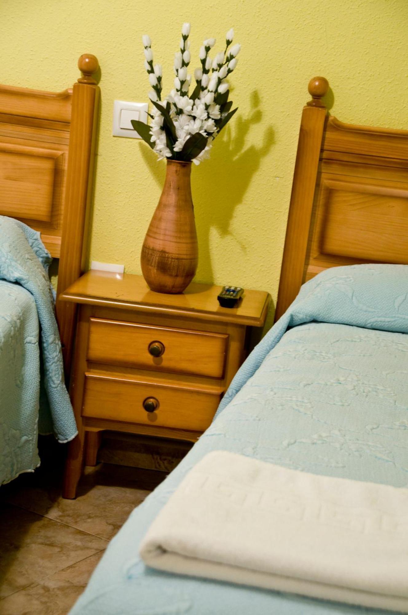 Pension Aries II Cuenca  Luaran gambar